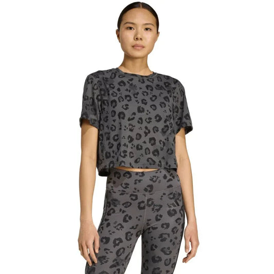 adidas Workout Essentials női póló – szürke, párducmintás - Ayuna Ritual