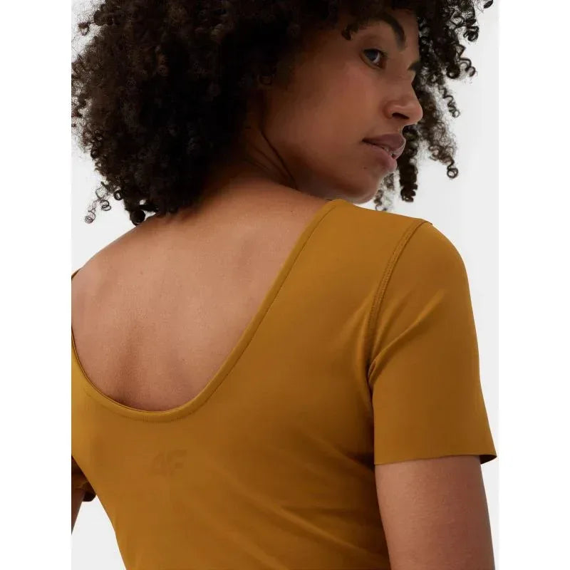 4F jóga crop top - Ayuna Ritual