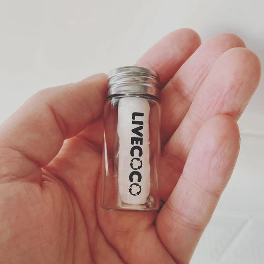 LiveCoco lebomló fogselyem üveg adagolóban – tisztaság, tudatosság, zéró műanyag - Ayuna Ritual